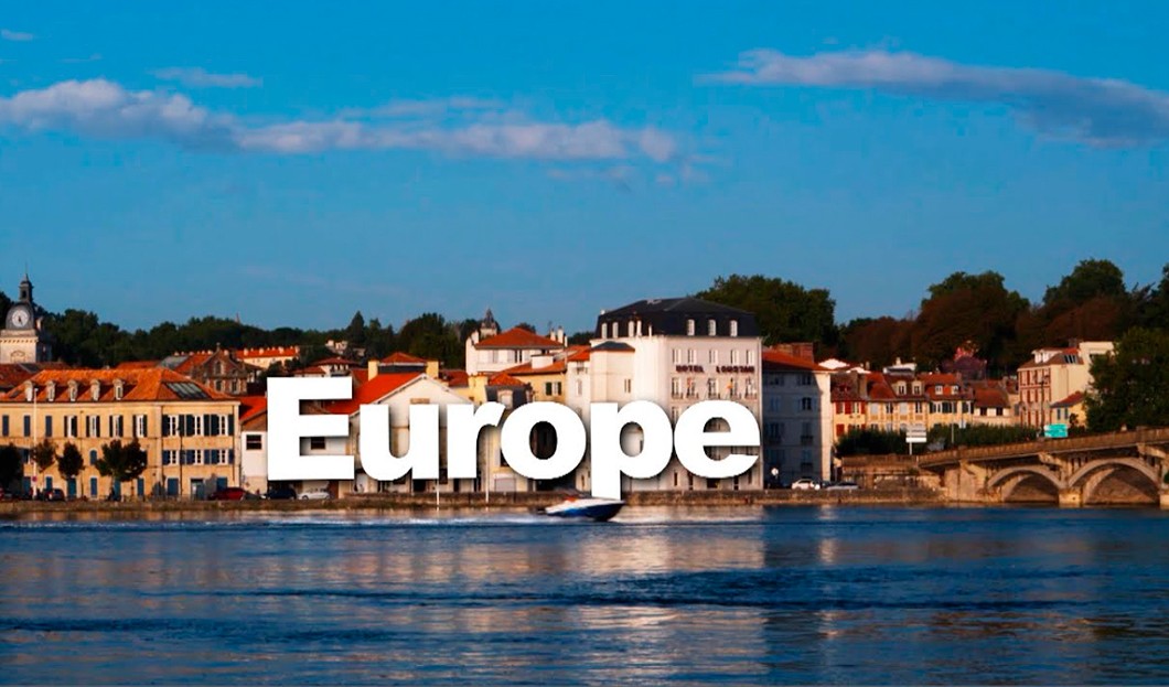 Surfing Gaztelugatxe
