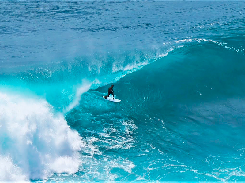 KELLY SLATER  | ULUWATU