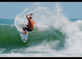 MICK FANNING AT 120 FRAMES PER SECOND