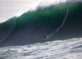 MASON BARNES | NAZARE BOMBS WE LOVE
