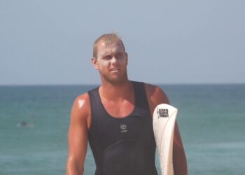 La temperatura del agua en Thurso puede llegar a bajar hasta los 6ºC en invierno y con menos de siete horas de luz, pero habiendo estos tubos quién se puede resistir a no visitar alguna vez Escocia.