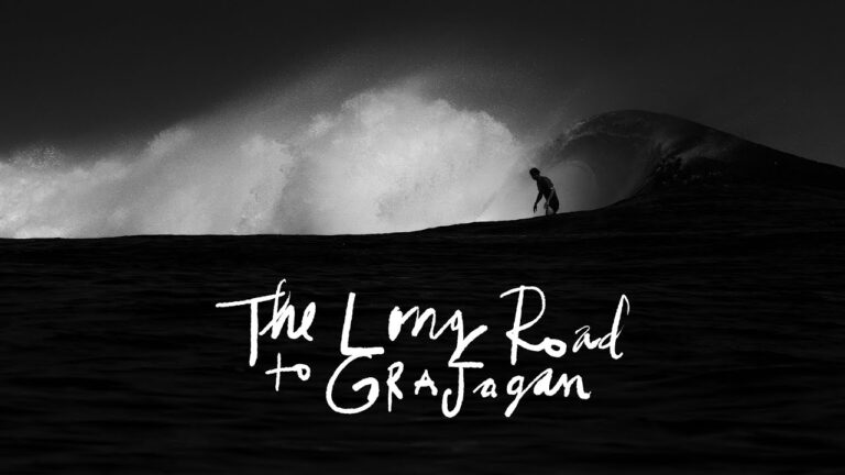 Filmado por James Kates, The Long Road to Grajagan, muestra el camino a un lugar alejado de la civilización en busca de una ola de la que se ha mitificado y hablado durante décadas