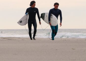 Acostumbrados al mismo tipo de edición, de imágenes, de lugares, e incluso de música, es un soplo de aire fresco disfrutar de los vídeos editados por el japonés Rui Horikoshi.