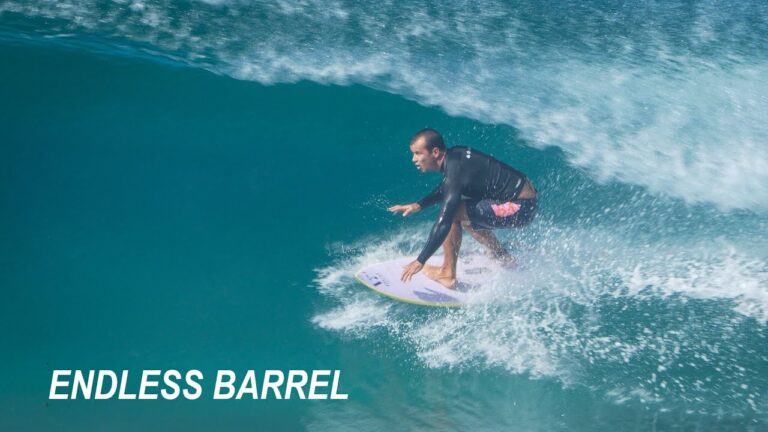 Después de una década persiguiendo el título mundial y ser considerado como el eterno aspirante, el australiano Julian Wilson sigue disfrutando del surf en su casa pero ahora sin presión
