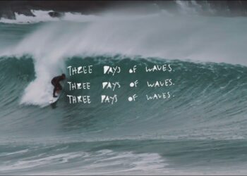 THREE DAYS OF WAVES. NEW ZEALAND