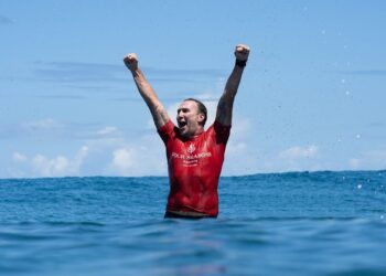 JOEL PARKINSON | FOUR SEASONS MALDIVES SURFING CHAMPIONS