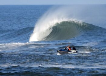 BEN GRAVY | HURRICANE LEE