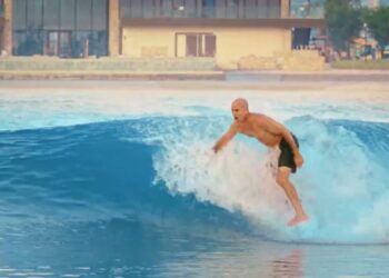 KELLY SLATER | SURF ABU DHABI