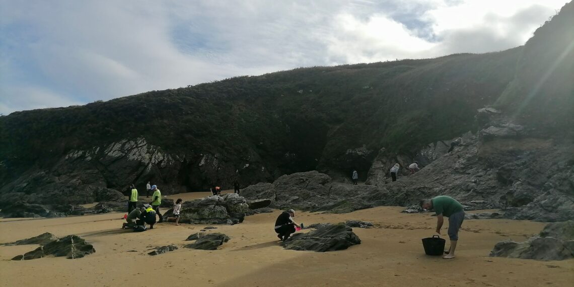Un mar de plástico: David Blanco y la lucha de Surf And Clean por un océano limpio
