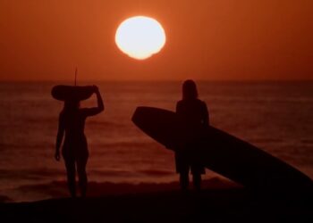 GONE SURFING | GABRIEL VILLARAN