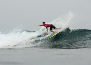 El surf nacional toma Las Américas: comienza la acción en el Spring Surfest Las Américas Pro 2025