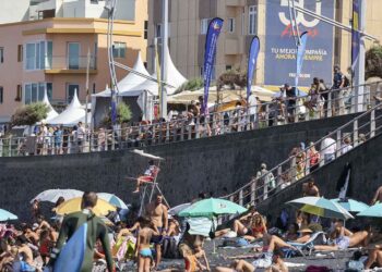Gran Canaria decide los títulos de la Liga Pro Surf 2025