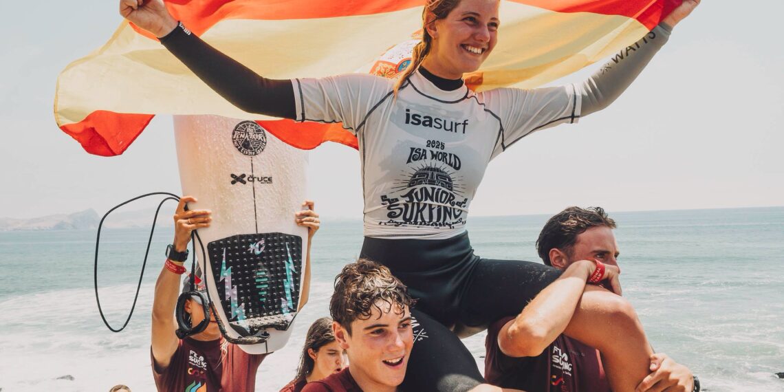 Dylan Donegan y Sol Borelli, campeones del mundo júnior en el ISA World Junior Surfing Championship 2025