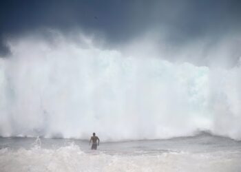 ITALO FERREIRA / NORONHA