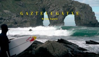 1-Surfing-Gaztelugatxe