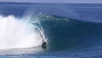 El francés Jeremy Arnoux paso un mes en Indonesia con dos misiones, visitar la fábrica de Morey Boogie en Java y testear un nuevo modelo, y parece que los segundo fue del todo bien